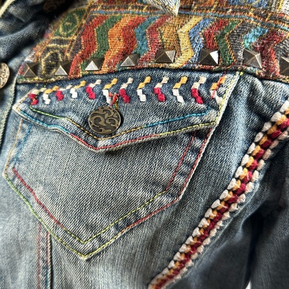 Cripple Creek Ranchwear Denim Jacket Embroidered Aztec CW8612 Women's Medium - Picture 9 of 16